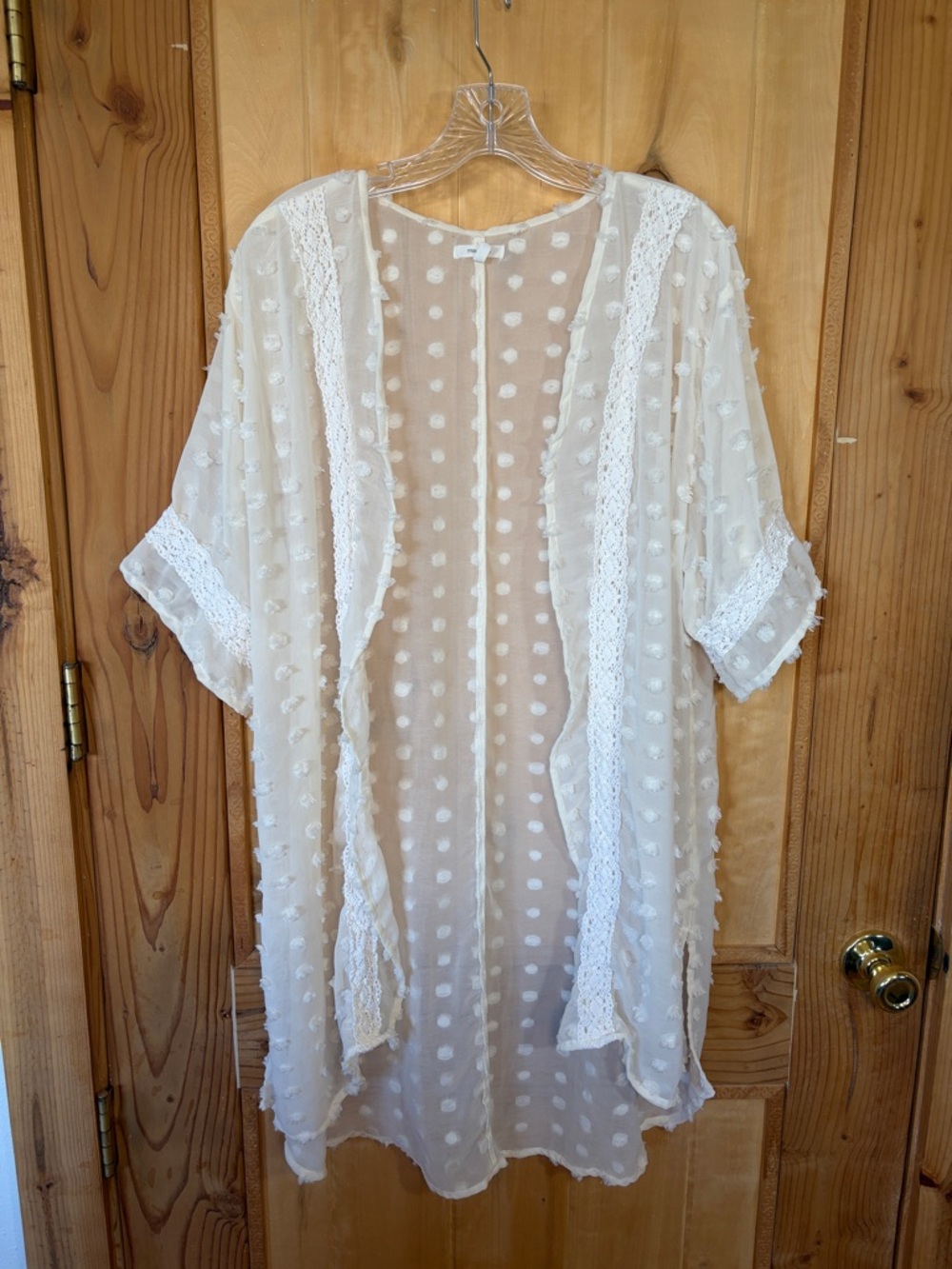 🌻5 for $30🌻 Maurices Cream Swiss Dot Sheer Kimono Cover-Up